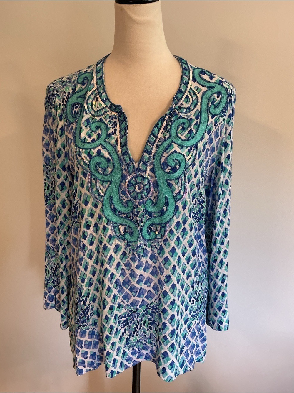 Lilly Pulitzer Amelia Island Embroidered Tunic - Picture 4 of 15